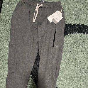 Vuori Sunday Performance Joggers - Men’s Small *NEW* Pants